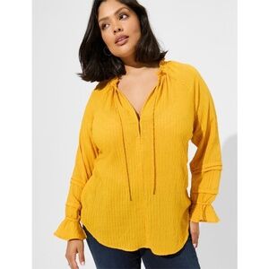 TORRID Gauze Lace-Up Peasant Top SZ  1